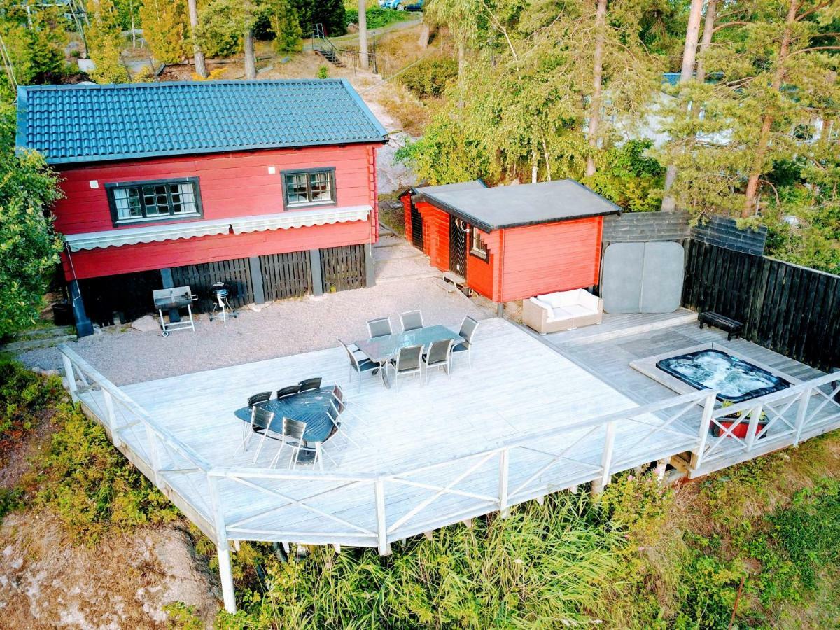Naekna Hill Villa Åby Exterior photo